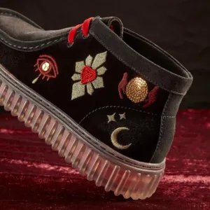 VIPERMAG PRESENT TORHILL VALENTINE’S DAY