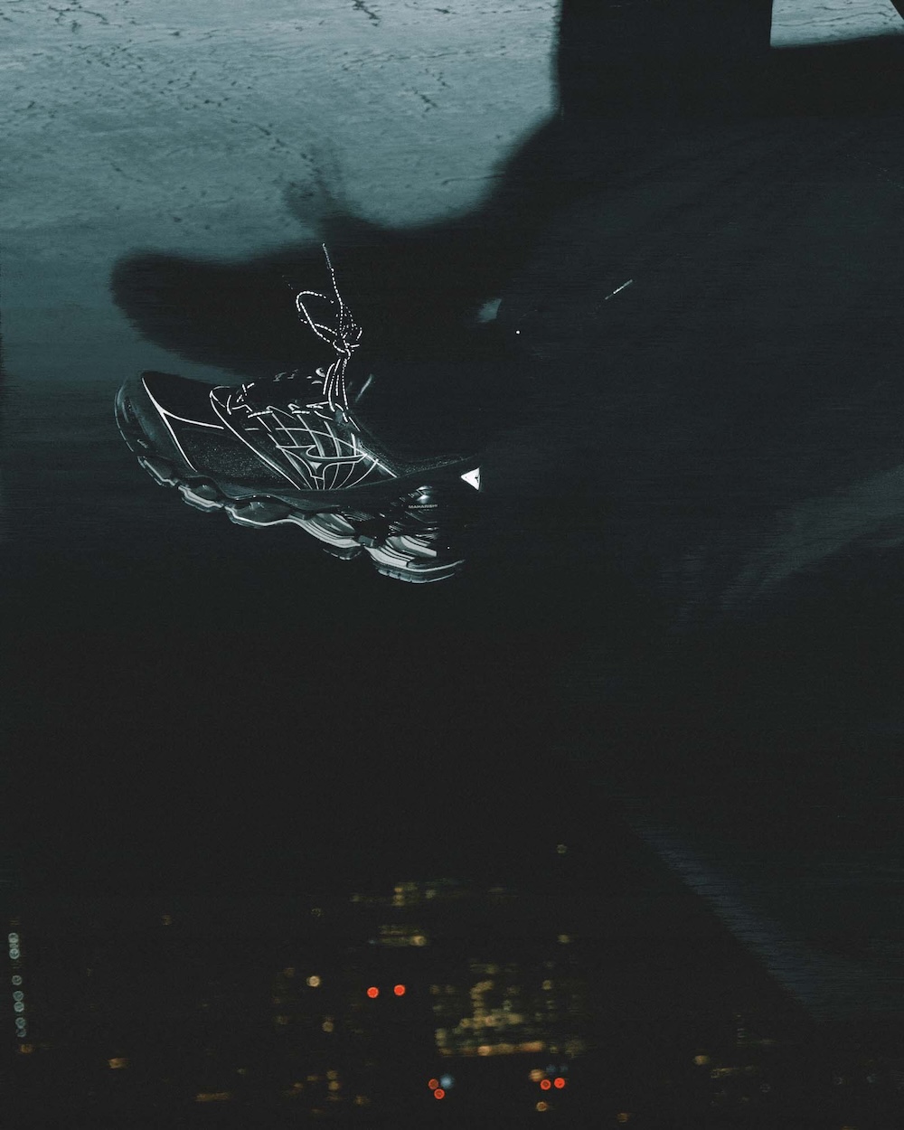 WAVE PROPHECY LS: MAHARISHI & MIZUNO REUNITE