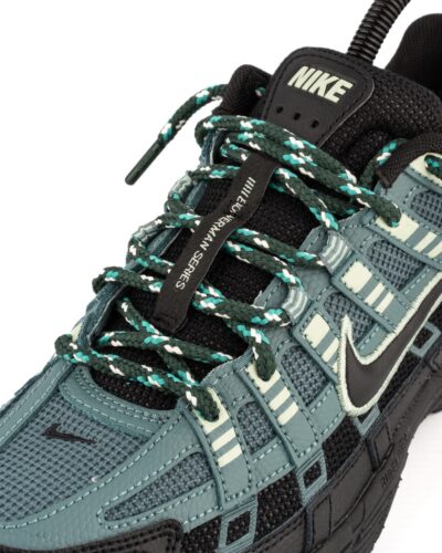 TREK LACE